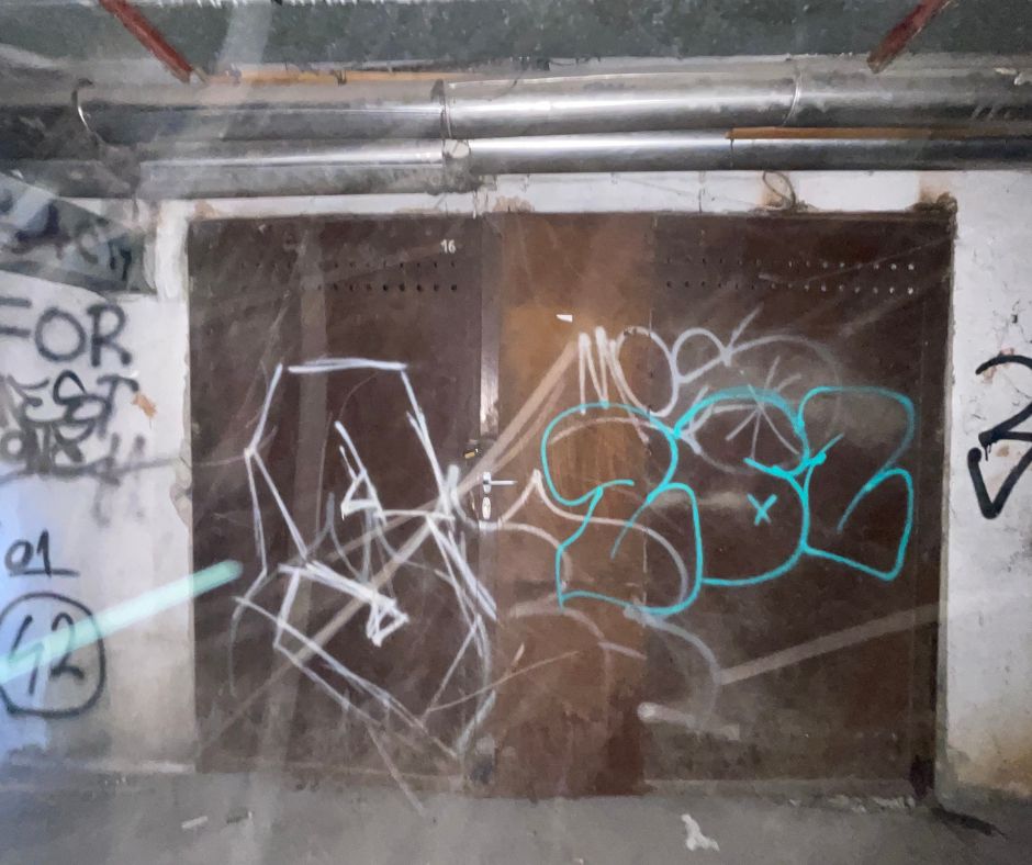 Деловен простор бр.12